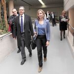 Alicia García y Jesús Fuertes, a su llegada a la reunión en Madrid para analizar el sistema de la Dependencia