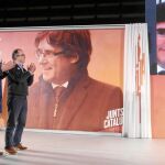 La primera jornada de campaña tuvo a la CUP en la Ciudad de la Justicia dando apoyo a su alcalde de Argentona que se negó a declarar ante el fiscal. En JxCat, Rull y Turull tuvieron todo el protagonismo tras su salida de la cárcel, mientras ERC organizó un acto en la cárcel Modelo, en el que estuvo Mundó.