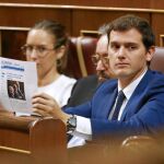 El presidente de Ciudadanos, Albert Rivera, durante un momento del Pleno de ayer, en el que se aprobó la toma en consideración de su ley de corrupción