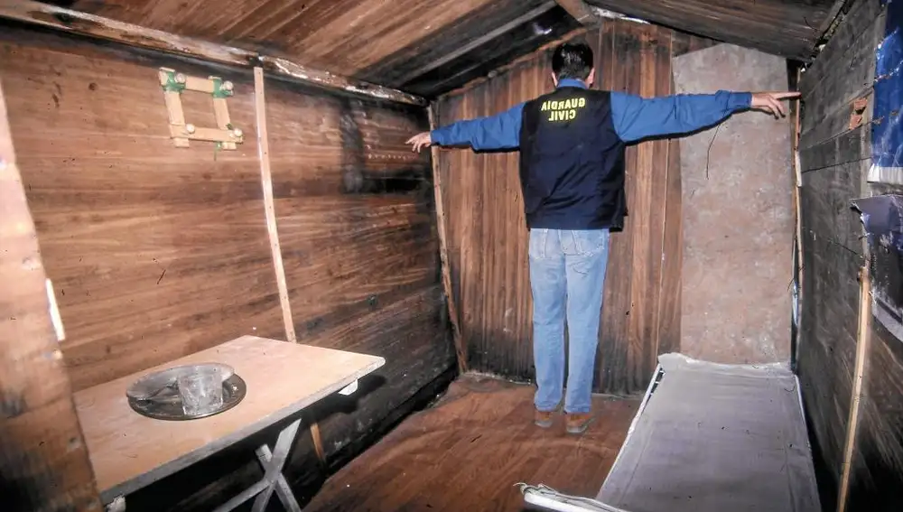 Imagen del zulo en el que permaneció Ortega Lara durante 532 días