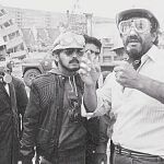 Plácido Domingo en 1985: la imagen del tenor en mitad de los escombros dio la vuelta al mundo