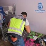 Imagen de la operación policial hoy en Gerona.