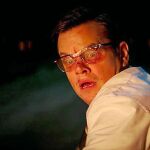 Matt Damon encarna a un oficinista que se ha metido en serios problemas