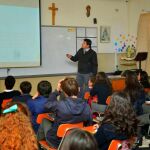 Científicos en defensa de la clase de Religión