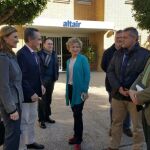 Miembros del PP visitaron el colegio Altair para apoyar a los centros de educación diferenciada a los que la Junta niega la renovación de los conciertos