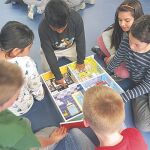 Un grupo de niños durante un taller de Endesa Educa
