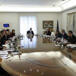 El Gobierno aplica el 155 por la «desobediencia rebelde y consciente» de la Generalitat
