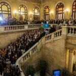 Celebración en el Parlament de la proclamación de la independencia de Cataluña el pasado viernes. Reuters