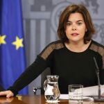 La vicepresidenta del Gobierno, Soraya Sáenz de Santamaría, durante la rueda de prensa posterior al Consejo de Ministros