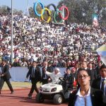 El Papa Francisco, a su llegada ayer al estadio de Morelia, capital de Michoacán, donde presidió la eucaristía ante sacerdotes y religiosos