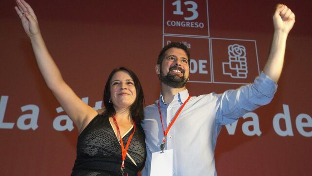 La vicesecretaria general del PSOE Adriana Lastra y el secretario general del Psoe CyL, Luis Tudanca, durante la inauguracióón del XIII Congreso del PSOE de Castilla y León