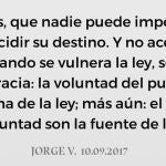 Jorge Verstrynge la lía en Twitter: llama a votar el 1-O y a saltarse las leyes