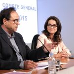 El conseller de Hacienda, Vicent Soler, junto a la vicepresidenta, Mónica Oltra, en la presentación de las cuentas