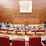 Imagen del hemiciclo en un día de pleno celebrado en las sede del Legislativo autonómico