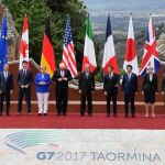 Donald Tusk, Justin Trudeau, Angela Merkel, Donald J. Trump, Paolo Gentiloni, Emmanuel Macron, Shinzo Abe, Theresa May, y Jean-Claude Juncker, posan para la foto de familia de la cumbre de líderes del G7 en Taormina (Italia)