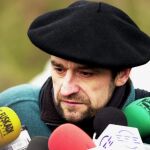 Josu Urrutikoetxea "Josu Ternera"tras salir de la cárcel alavesa de Nanclares de la Oca