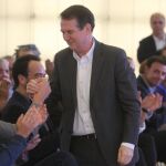 Abel Caballero el pasado día 18 con Pedro Sánchez en la reunión de alcaldes socialistas