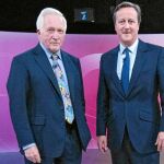Gana la permanencia. A falta de cinco días para la votación, la campaña del «Remain» gana por tres puntos a los partidarios del Brexit