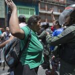 Al asalto por comida en Caracas