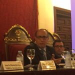 Abdelmalik El Barkani en un momento de la conferencia