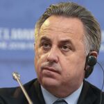 Forografía de archivo fechada el 24 de julio de 2015 que muestra al ministro ruso de Deportes, Vitali Mutkó