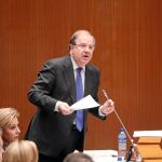 Herrera defiende en las Cortes el plan de Regeneración Urbana de su Gobierno y reubarnización de espacios públicos