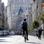 Las obras para dar más espacio a ciclistas y peatones en Gran Vía comenzarán en enero de 2018