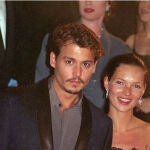 El actor y la modelo Kate Moss vivieron un romance en los 90