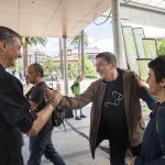 Arnaldo Otegi particip en un acto electoral en Santurtzi junto al cabeza de lista de EH Bildu al Congreso por Vizacaya, Oskar Matute