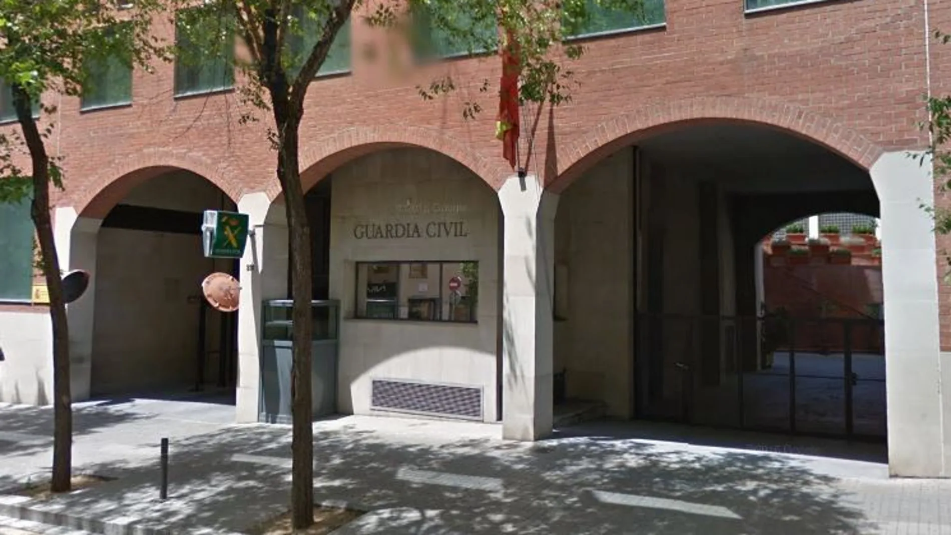 Fachada del cuartel de la Guardia Civil en Travessera de Gracia, 293, en Barcelona.