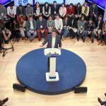 El presidente del Gobierno en funciones, Mariano Rajoy, ayer en Bilbao en un acto con las Nuevas Generaciones del PP