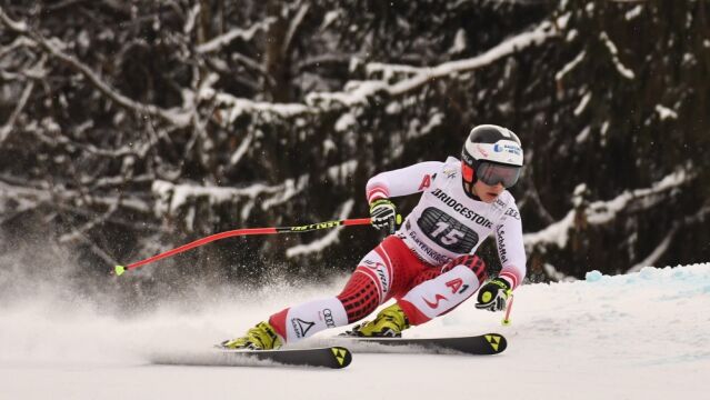 Nicole Schmidhofer durante la prueba de descenso