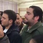 Momento en el que los apoderados de increpan a Susana Díaz