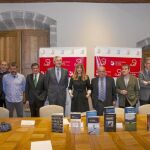 El alcalde de Ávila, José Luis Rivas; la directora de Políticas Culturales, Mar Sancho; y los miembros del jurado