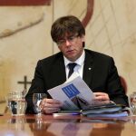 Carles Puigdemont, durante la reunión semanal del Govern.