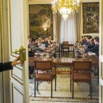 Ayer se produjo la primera reunión de secretarios y subsecretarios para tomar el control de la Generalitat de Cataluña