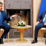 «Estamos de pie y venciendo», dijo Nicolás Maduro durante su encuentro con el presidente ruso, Vladimir Putin, ayer en el Kremlin