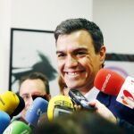 ¿Cree que Sánchez ha quedado deslegitimado tras la baja participación de las bases?