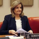 La ministra de Empleo y Seguridad Social, Fátima Báñez, durante su comparecencia ayer en la Comisión del Pacto de Toledo