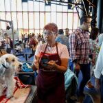 El alcalde Antonio Silván asiste a la feria