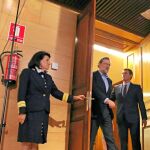Rajoy y Rivera, en agosto, en una reunión en el Congreso para negociar la investidura