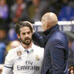 Zidane felicita a Isco por su partido en Riazor