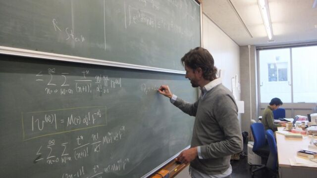 El aprendizaje de las matemáticas tiene distintos condicionantes que el de otras disciplinas