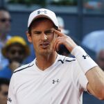 El tenista escocés Andy Murray, durante el partido disputado contra el rumano Marius Copil, hoy en el torneo Mutua Madrid Open celebrado en la Caja Mágica de Madrid