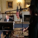 Donald Trump durante la grabación de un programa para la cadena HBO