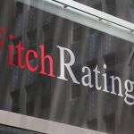 Fitch ha mantenido la calificación de España en notable bajo (A-) con perspectiva estable / Reuters