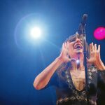 ‘Sin ti no soy nada’, ‘Tenía tanto que darte’ o ‘Me enamora’: ¿son machistas las canciones de amor?