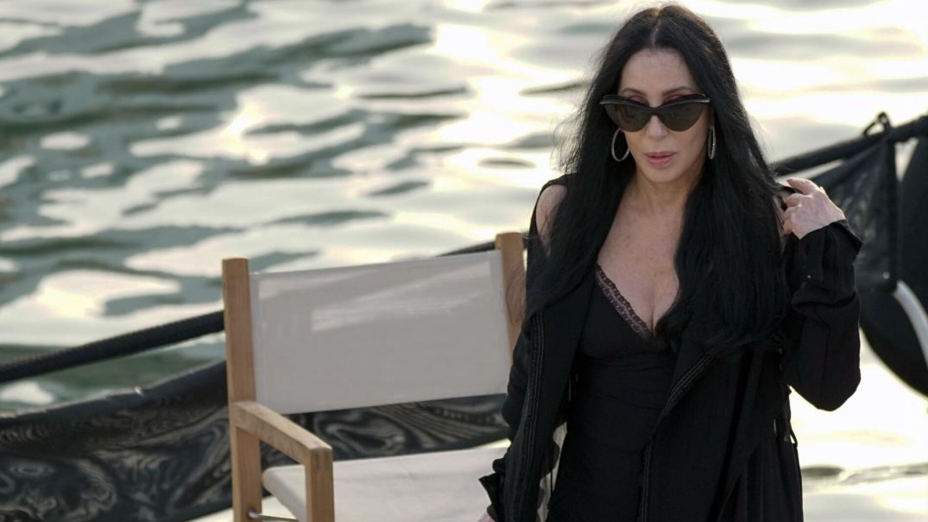 La inesperada noticia que ha dejado sin palabras a Cher a sus 79 años