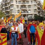 Miles de personas asisten a la manifestación en Barcelona bajo el lema «Cataluña sí, España también"