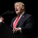 Donald Trump durante su discurso en Miami